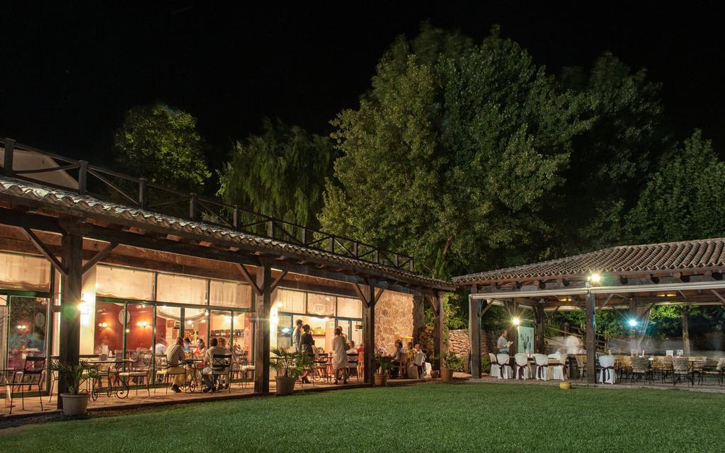 Las Aguas De Arbuniel Exterior foto
