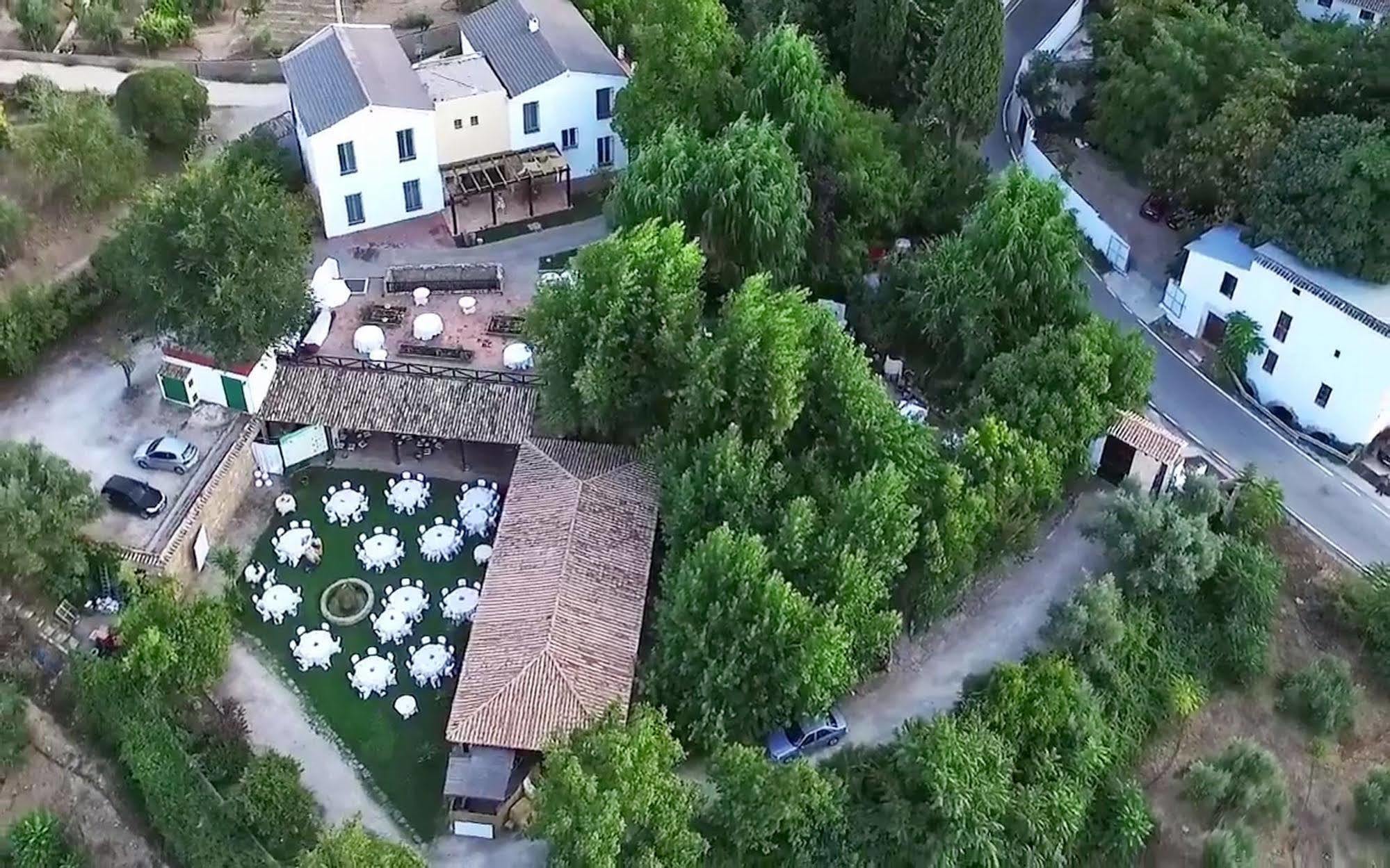 Las Aguas De Arbuniel Exterior foto